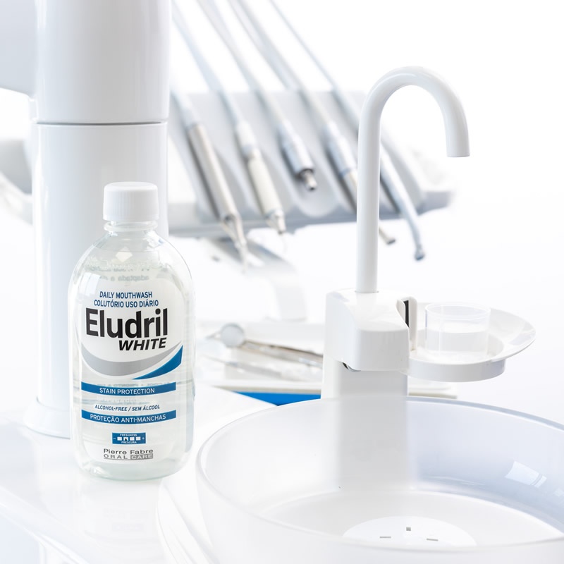 ELUDRIL White, Στοματικό Διάλυμα για Λευκά Δόντια